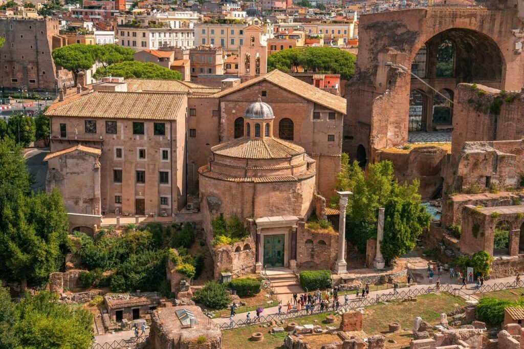 Planes, Palaces, and Pavements: The Ultimate Bucket List of Architectural Cities to Explore During Transit