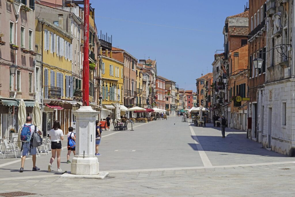 How to Experience the World’s Most Famous Cities Without the Crowds